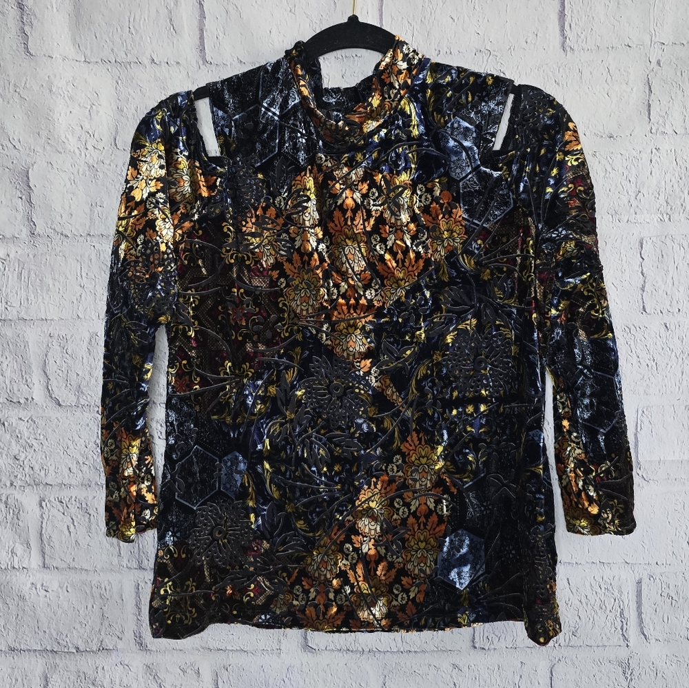 The Pyramid Collection Unique Patterned Off The S… - image 2